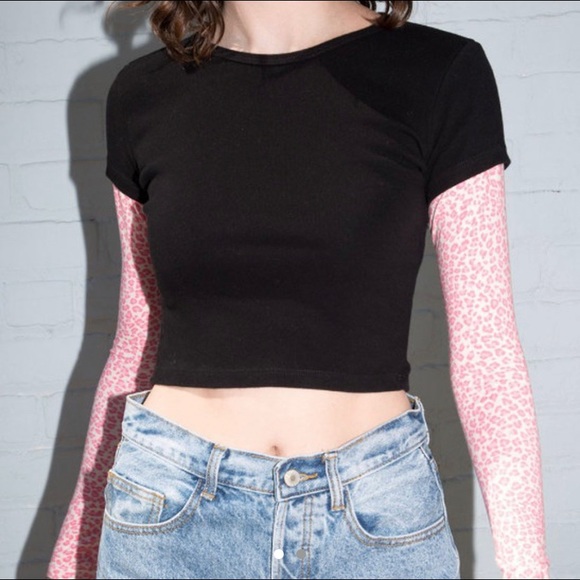 Brandy Melville Tops - Rare Brandy Melville Pink Cheetah Ashlyn